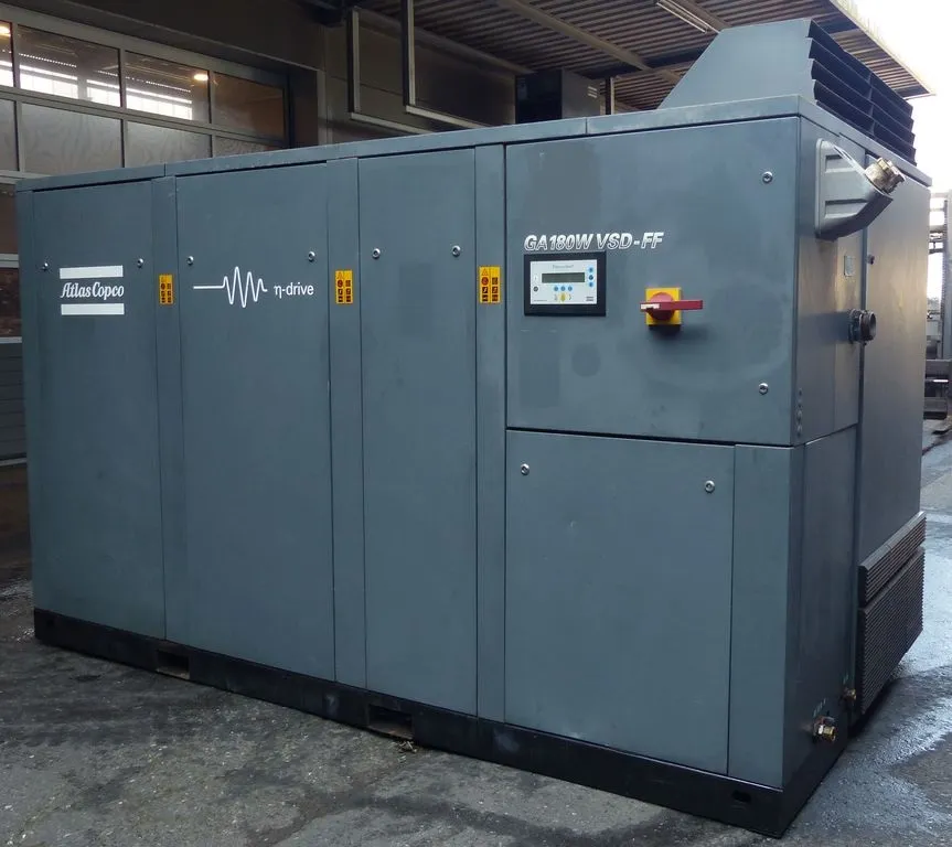 Atlas Copco GA180VSDFFW Винтовой безмасляный компрессор Б/У (Контрактный)